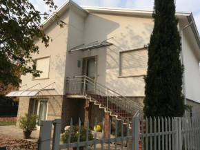 Гостиница Monterosso Country House  Фериоле